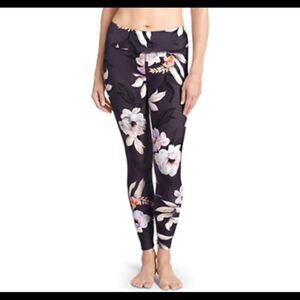 New Jockey‎ plum floral high waist ankle leggings